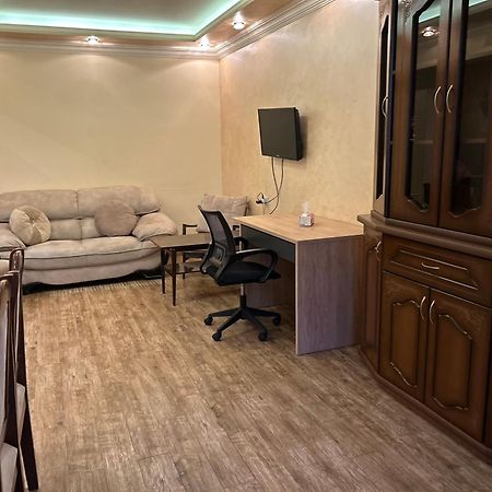 Apartment In Centre Evn Ереван Екстериор снимка