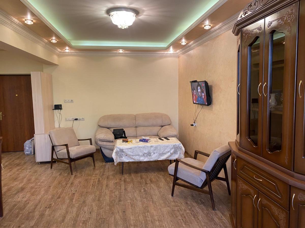 Apartment In Centre Evn Ереван Екстериор снимка